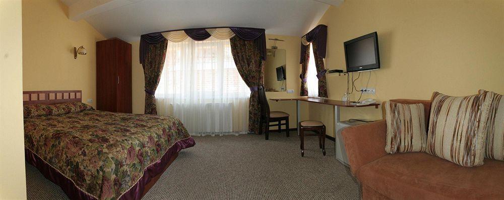 Hotel Leotel Lviv Værelse billede