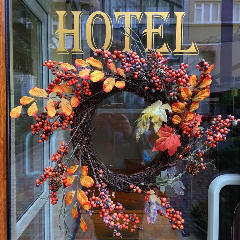 Hotel Leotel Lviv Eksteriør billede